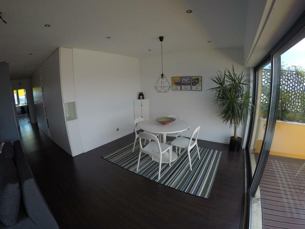 Ferienwohnung Penthouse Bellevue Almada Exterior foto